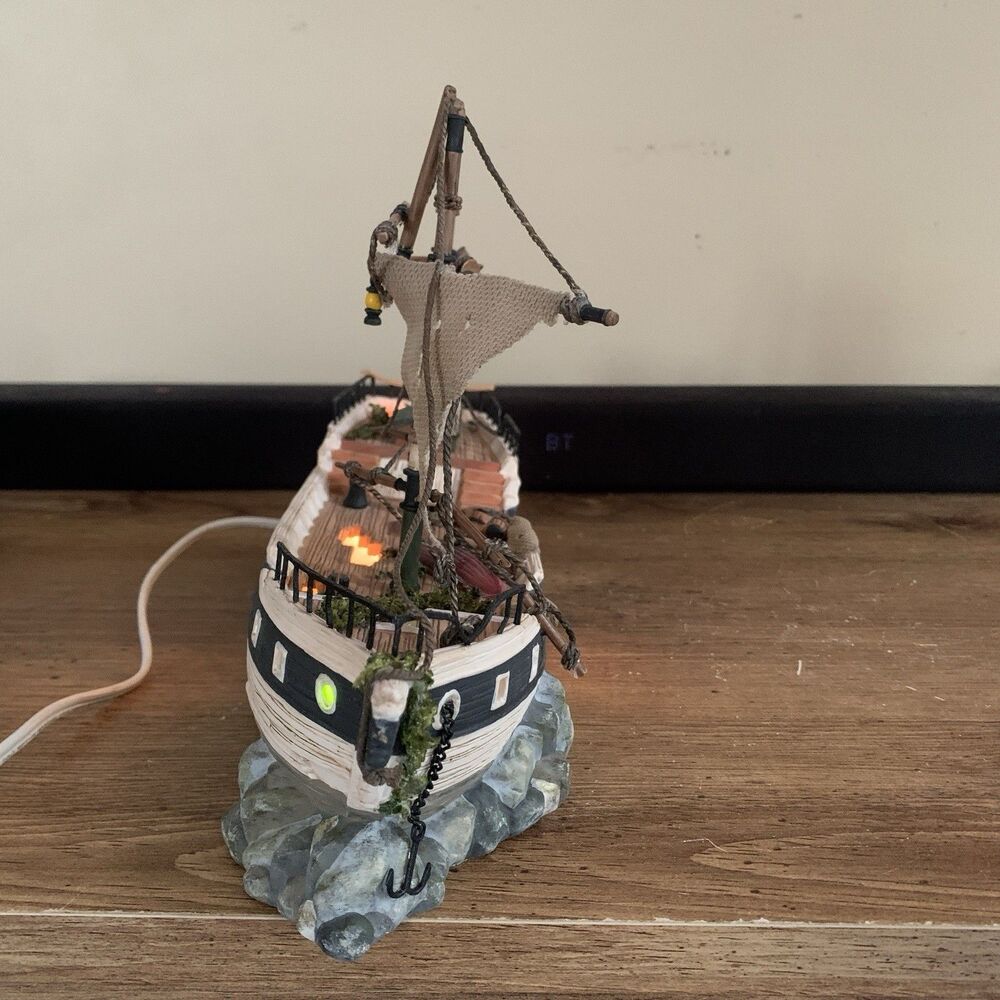 Department 56 The Spooky Schooner 56.55087 Original Box Sound Lights Work - Picture 6 of 10